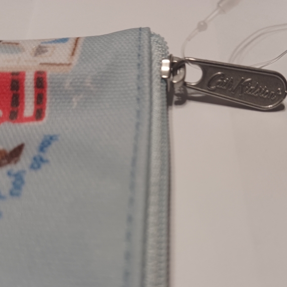 Cath Kidston Travel Wallet - Picture 13 of 15